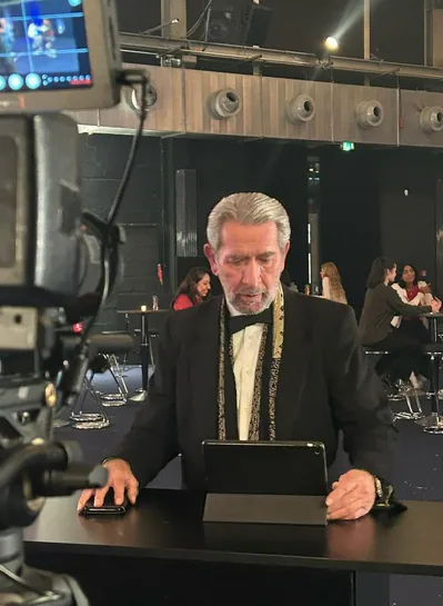 JJ Straub: The Booth Game